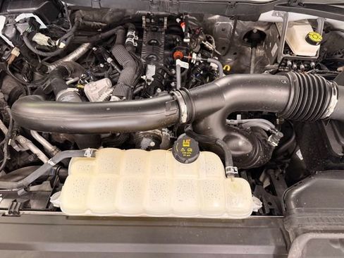 Used 2025 Ford F150 Lariat w/ Equipment Group 502A High AWD/4WD image 58