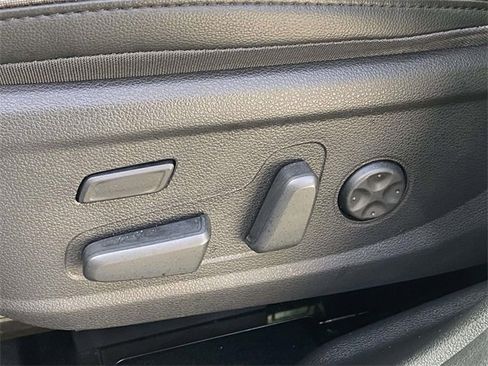 Used 2023 Hyundai Santa Fe Limited image 18