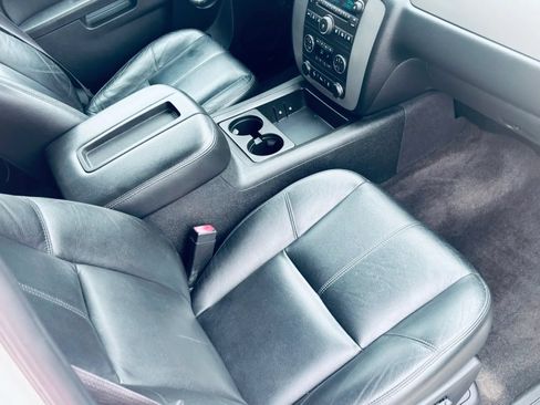 Used 2012 Chevrolet Silverado 1500 LTZ AWD/4WD image 27