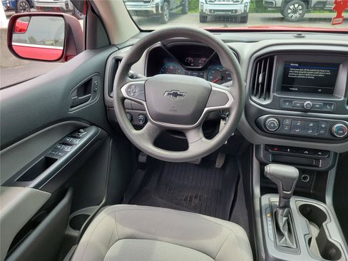 Used 2019 Chevrolet Colorado W/T w/ WT Convenience Package AWD/4WD image 10