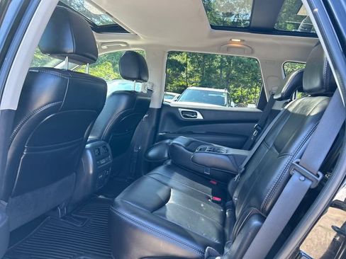 Used 2017 Nissan Pathfinder SL w/ SL Premium Package AWD/4WD image 23