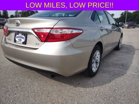 Used 2017 Toyota Camry LE FWD image 6