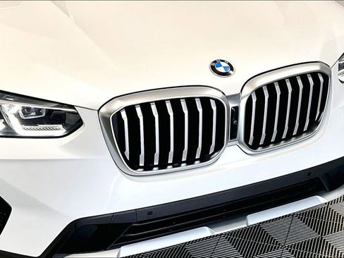 Used 2024 BMW X3 sDrive30i w/ Premium Package w/ZPA image 30