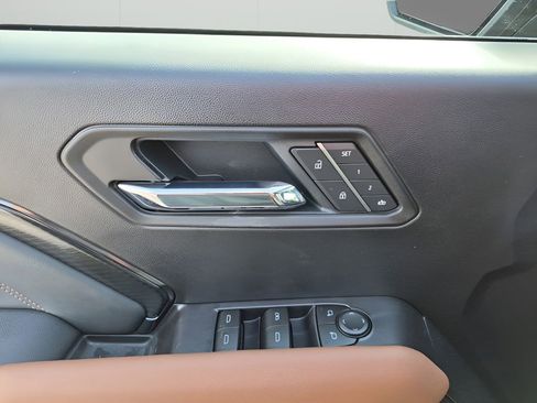 New 2026 GMC Canyon AT4 w/ AT4 Premium Package AWD/4WD image 32