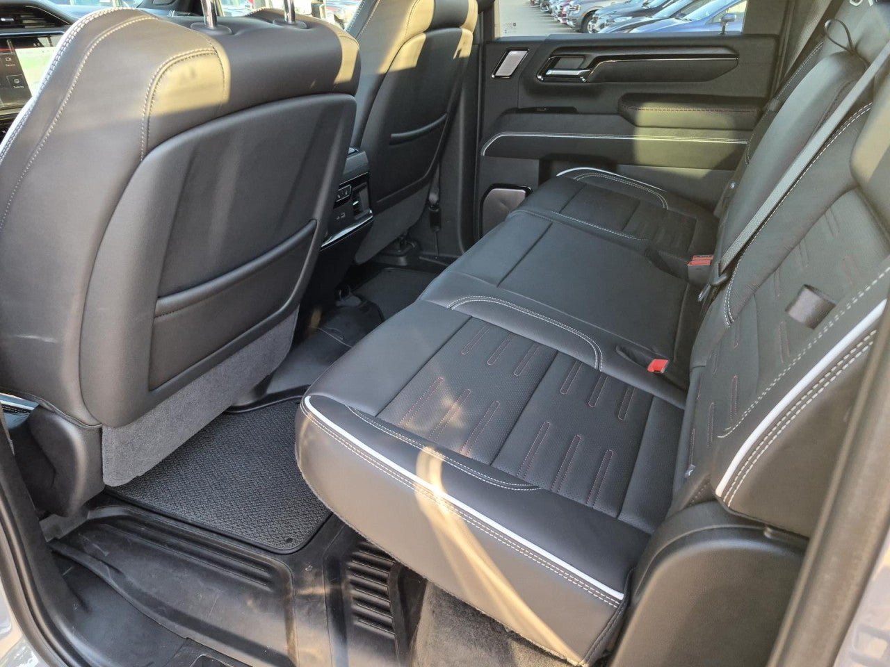 Certified 2025 GMC Sierra 2500 AT4X AWD/4WD image 14