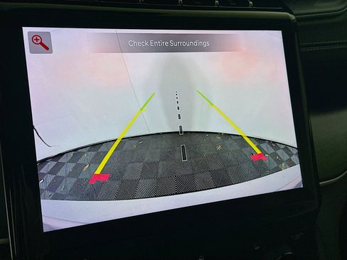 Used 2023 Jeep Grand Cherokee L Limited w/ Black Appearance Package image 23