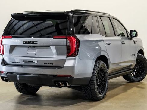 Used 2026 GMC Yukon AT4 w/ AT4 Premium Plus Package AWD/4WD image 5
