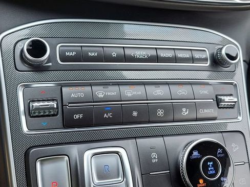 Used 2023 Hyundai Santa Fe SEL w/ Premium Package AWD/4WD image 40