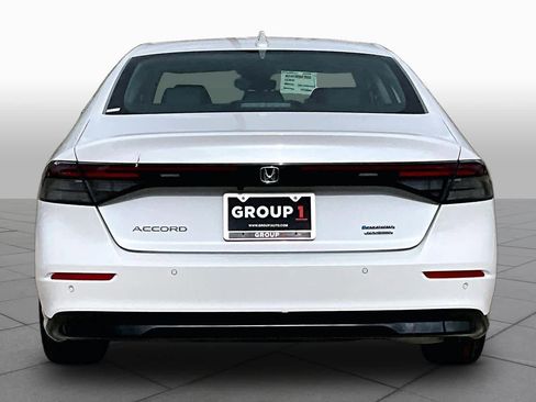New 2026 Honda Accord Touring image 4