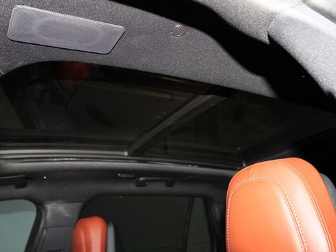 Used 2025 Lincoln Aviator Reserve w/ Equipment Group 201A AWD/4WD image 21