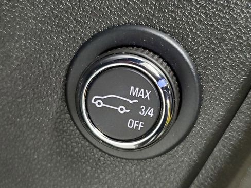 Used 2022 Chevrolet Blazer RS image 28