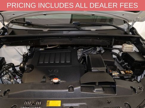 Used 2016 Toyota Highlander XLE FWD image 22