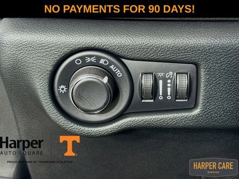 New 2026 Chrysler Voyager LX FWD image 13
