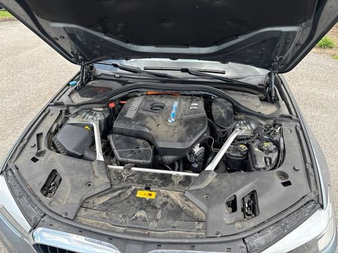 Used 2018 BMW 530e RWD image 8