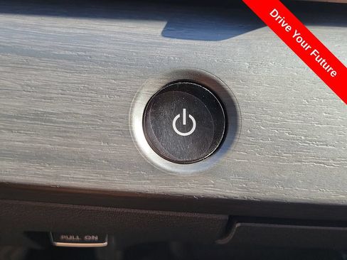 Used 2025 Nissan Ariya FWD image 10