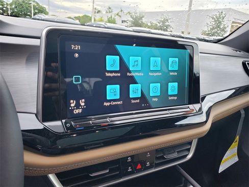 New 2026 Volkswagen Atlas Cross Sport SE image 9