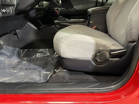 Used 2021 Toyota Tacoma SR w/ SR Convenience Package RWD image 19