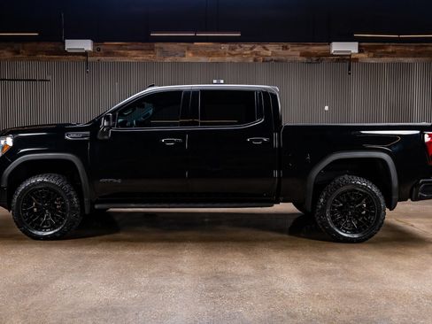 Used 2019 GMC Sierra 1500 AT4 w/ AT4 Premium Package AWD/4WD image 4