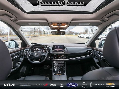 Used 2023 Nissan Rogue SL image 23