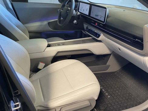 Used 2023 Hyundai Ioniq 6 SEL image 6
