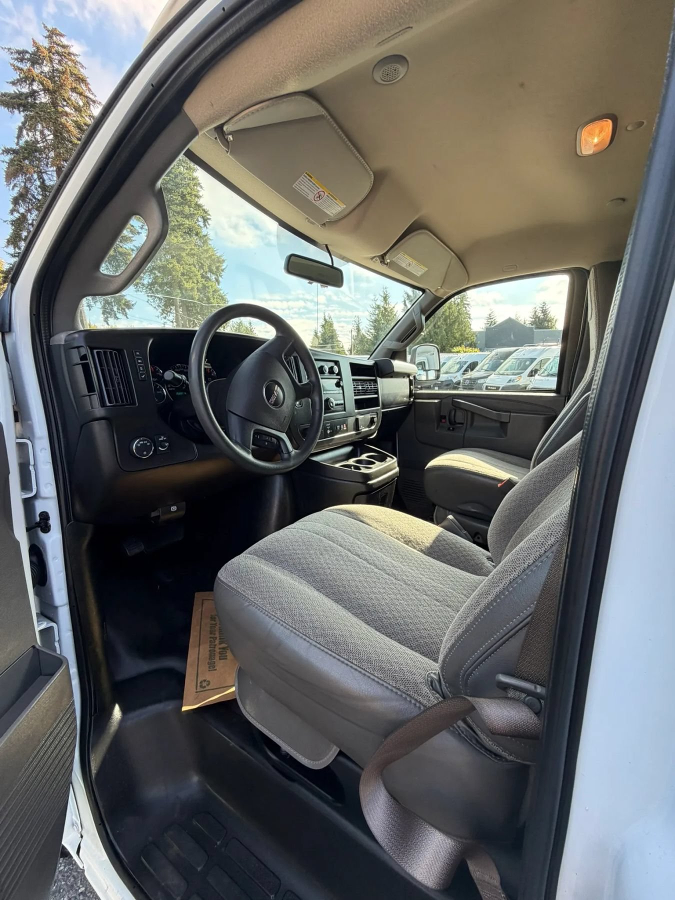 Used 2023 GMC Savana 2500 Extended w/ Driver Convenience Package RWD image 29
