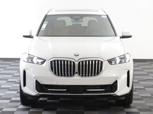 Certified 2024 BMW X5 xDrive40i w/ Premium Package AWD/4WD image 23