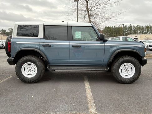 New 2025 Ford Bronco Heritage Edition image 4