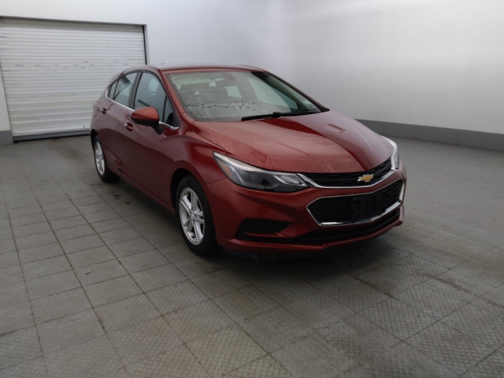Used 2017 Chevrolet Cruze LT w/ Convenience Package FWD image 13