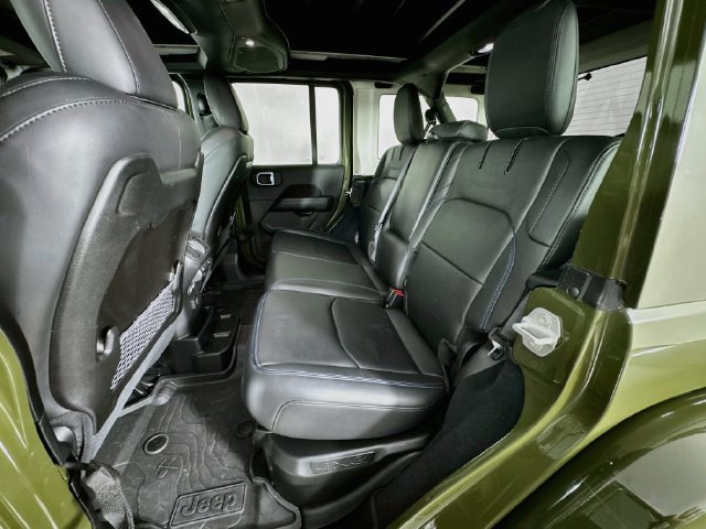 Used 2024 Jeep Wrangler Unlimited Rubicon 4xe AWD/4WD image 30