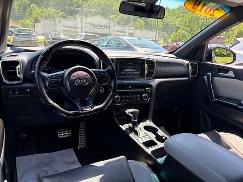 Used 2018 Kia Sportage EX w/ EX Sport Appearance Package AWD/4WD image 11