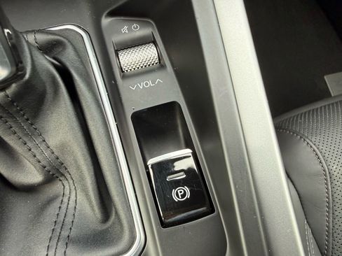 Used 2024 Dodge Hornet R/T Plus image 29