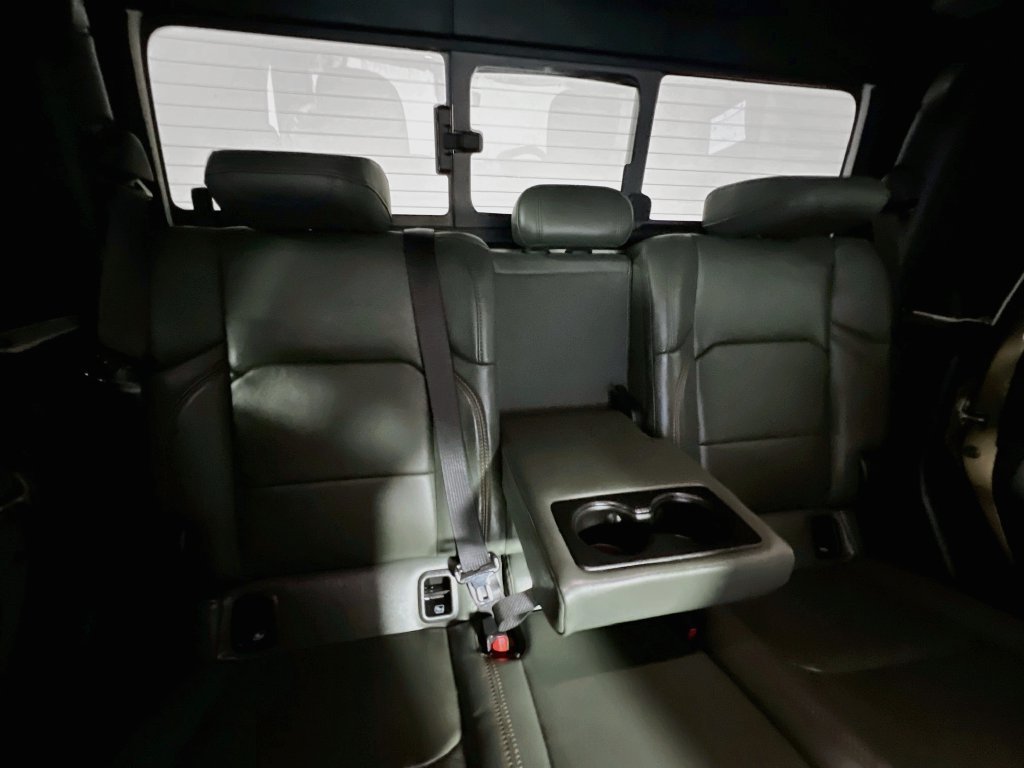 Used 2025 Jeep Gladiator Mojave AWD/4WD image 29