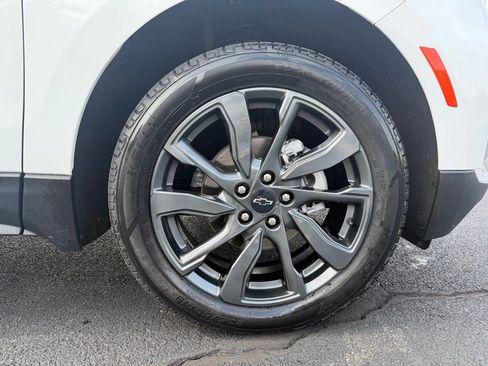 Used 2024 Chevrolet Equinox RS w/ LPO, Floor Liner Package AWD/4WD image 46