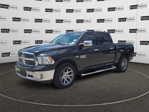 Used 2016 RAM 1500 Big Horn RWD image 2