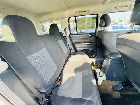 Used 2017 Jeep Patriot Sport w/ Power Value Group image 12