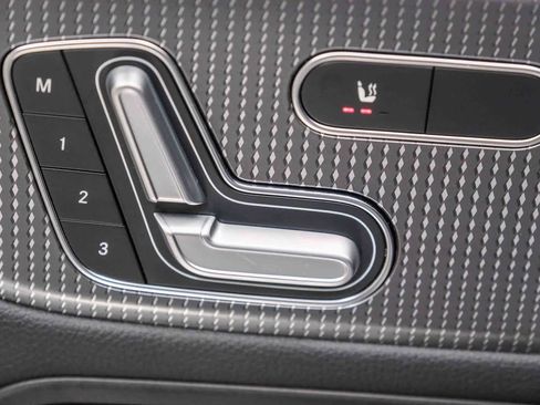 Used 2023 Mercedes-Benz GLA 250 image 24