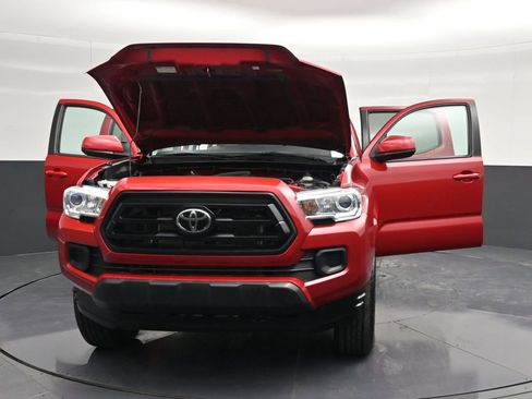 Used 2022 Toyota Tacoma SR w/ SR Convenience Package RWD image 38