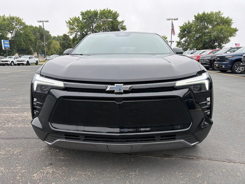 Certified 2026 Chevrolet Blazer EV AWD Police w/ Special Service Package image 2