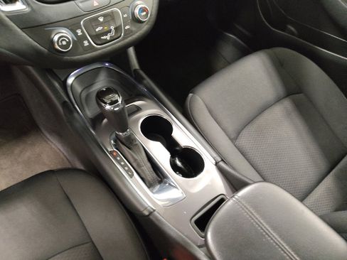 Used 2018 Chevrolet Malibu LT FWD image 26