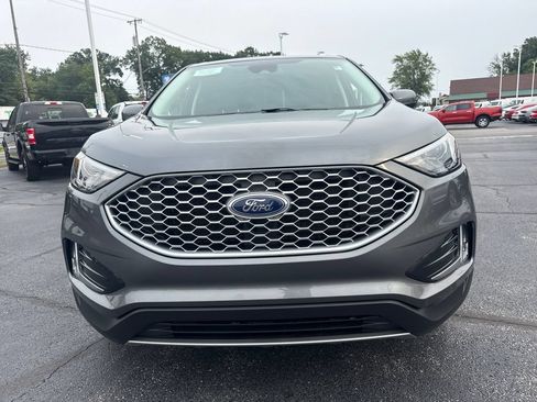 Used 2024 Ford Edge SEL w/ Convenience Package AWD/4WD image 3