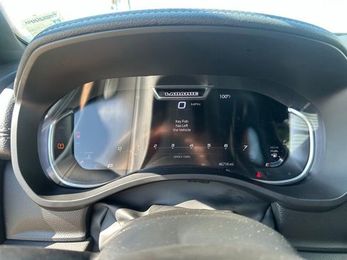 Used 2023 RAM 1500 Laramie image 10