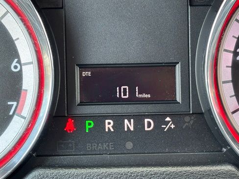 Used 2019 Dodge Grand Caravan SXT image 26