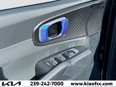 New 2026 Kia Sorento LX image 23