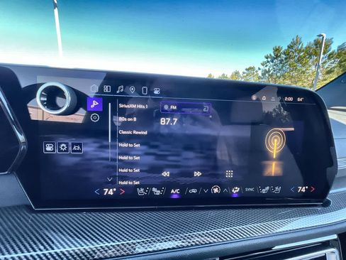 Used 2025 Chevrolet Traverse High Country w/ LPO, Floor Liner Package image 13