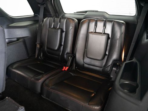 Used 2018 Ford Explorer Sport AWD/4WD image 16