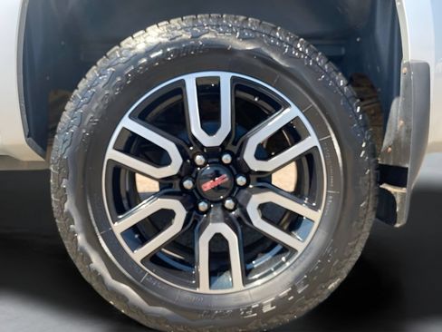 Used 2012 GMC Sierra 1500 SLE w/ Power Tech Package AWD/4WD image 33