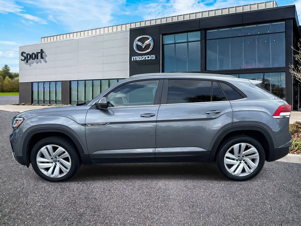 Used 2022 Volkswagen Atlas Cross Sport SE FWD image 7