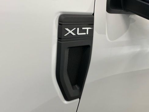 New 2025 Ford Maverick XLT FWD image 13