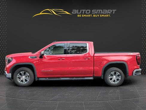 Used 2025 GMC Sierra 1500 SLE w/ X31 Off-Road Package AWD/4WD image 2