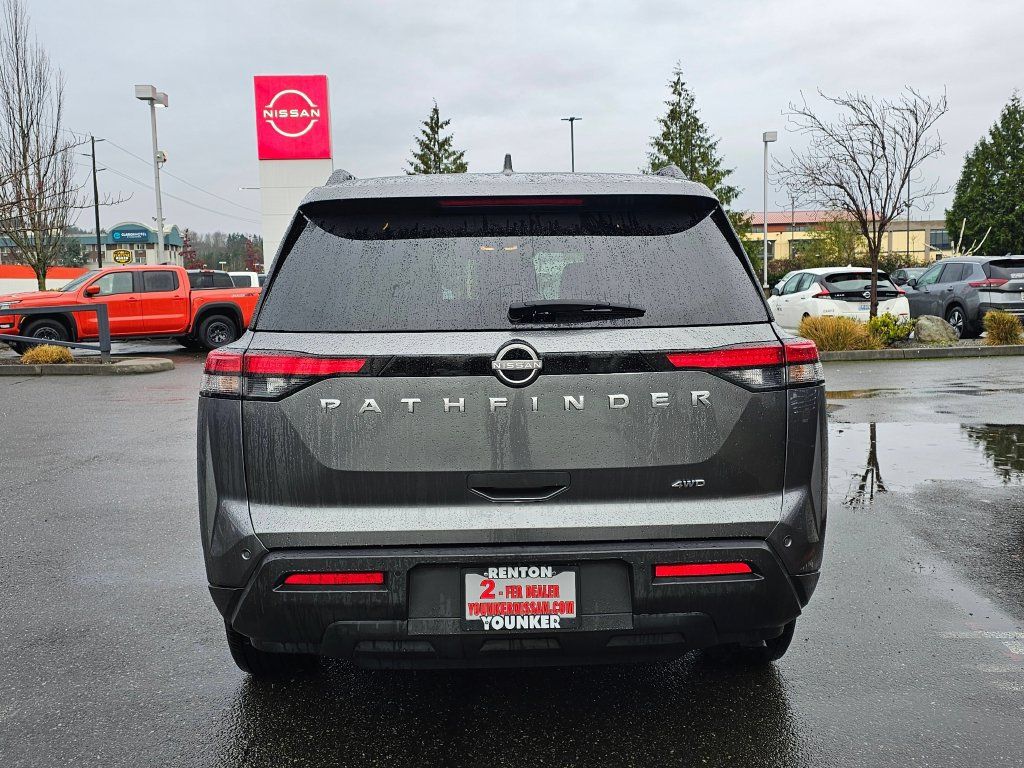 Used 2025 Nissan Pathfinder SV AWD/4WD image 6